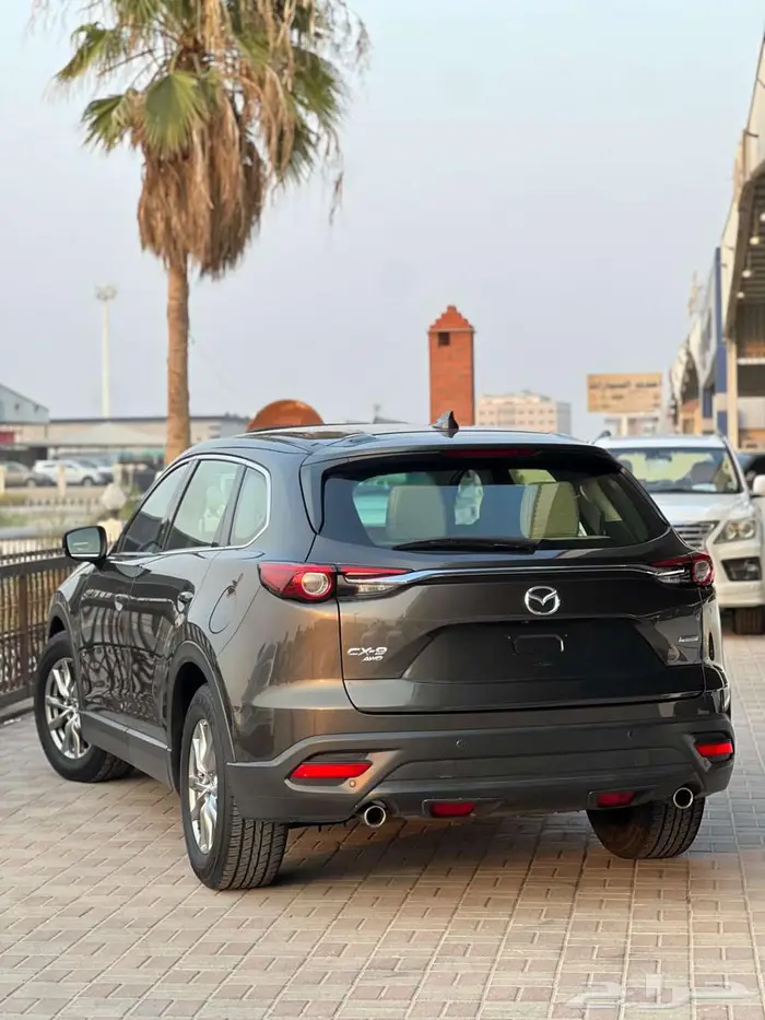 مازدا CX9 عداد 95 فل فتحة سقف 2020 4