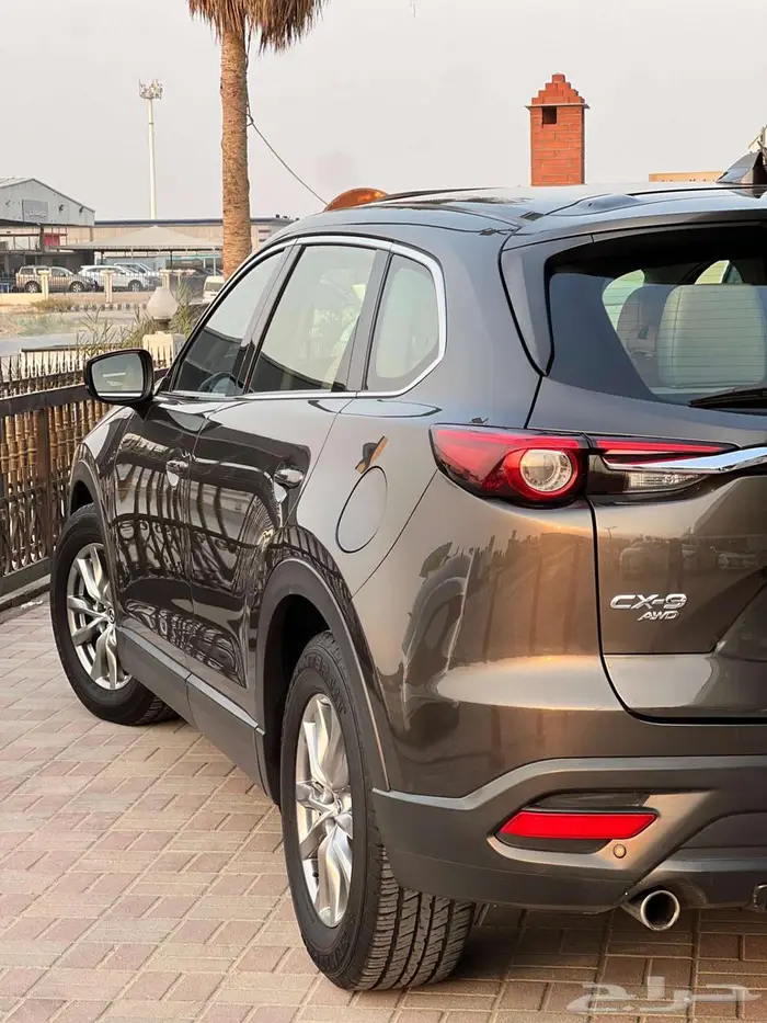 مازدا CX9 عداد 95 فل فتحة سقف 2020 15
