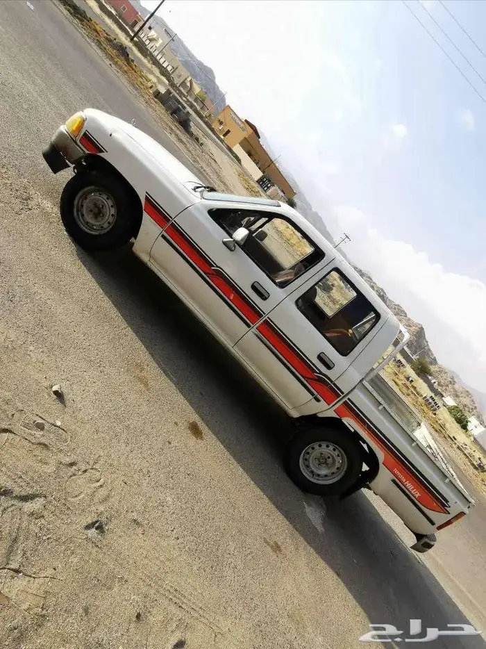 هايلوكس تويوتا موديل 1990 غمارتين مجدده جاهزه للنقل 0