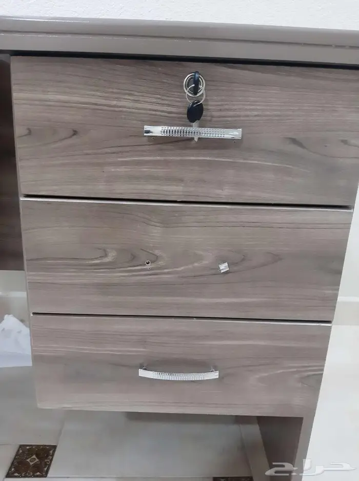 مكتب 0