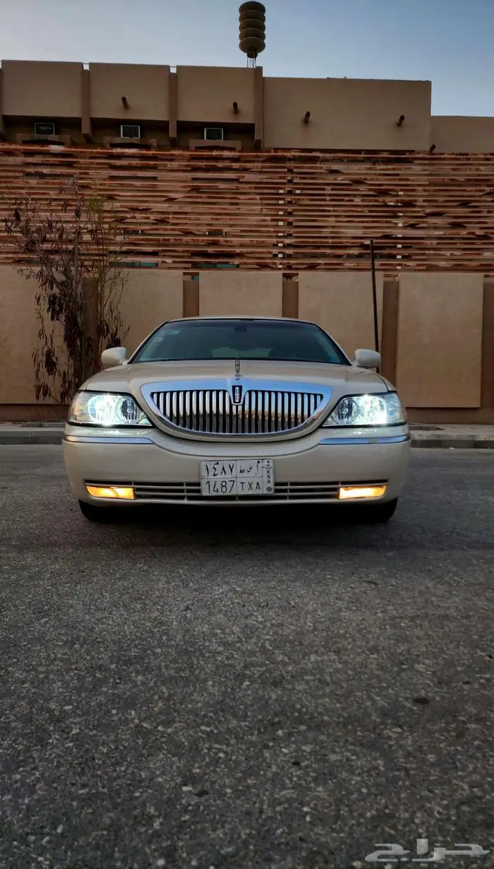 لنكون تاون كار 2003 كار تير 2