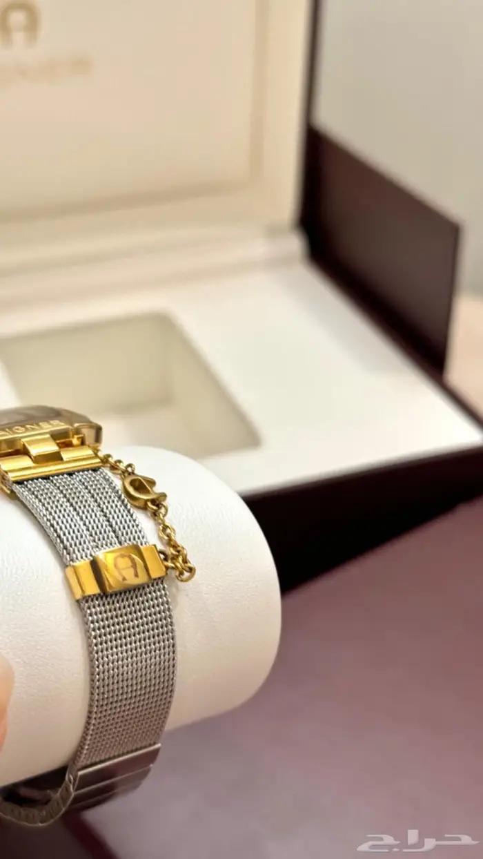 ساعة اغنر نسائي AIGNER 4
