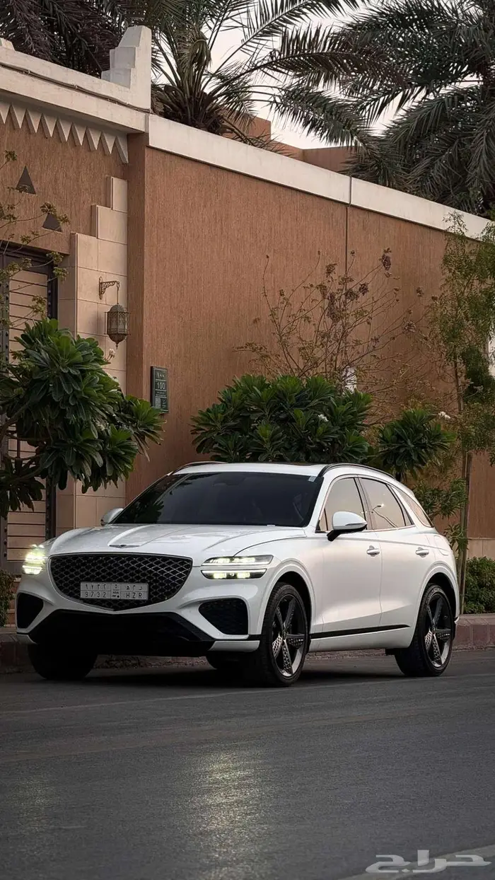 جينسس GV70 فل كامل 2024 مصدوم وتم الاصلاح 8