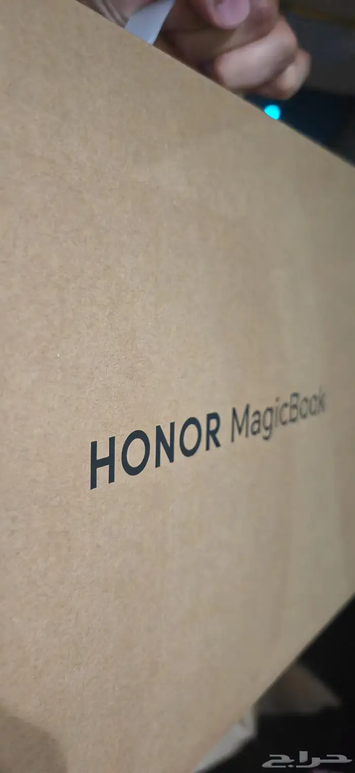 Honor Magic V5 مع لابتوب وكفر هدية 1