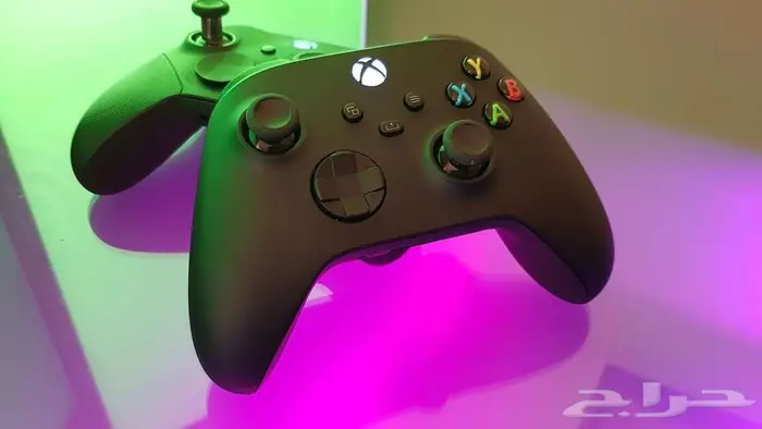 للبيع يد xbox اصلية مع بطاريات 0
