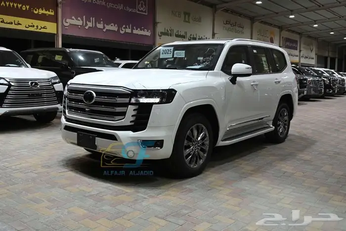 لاندكروزر GXR-L4 2025 سعودى وارد عبداللطيف بالنقد والتقسيط 9