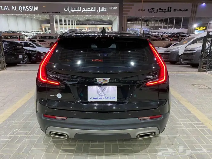 كاديلاك اكس تي 4 موديل 2023 اسود فل سعودي ماشيه 20 الف كم 6