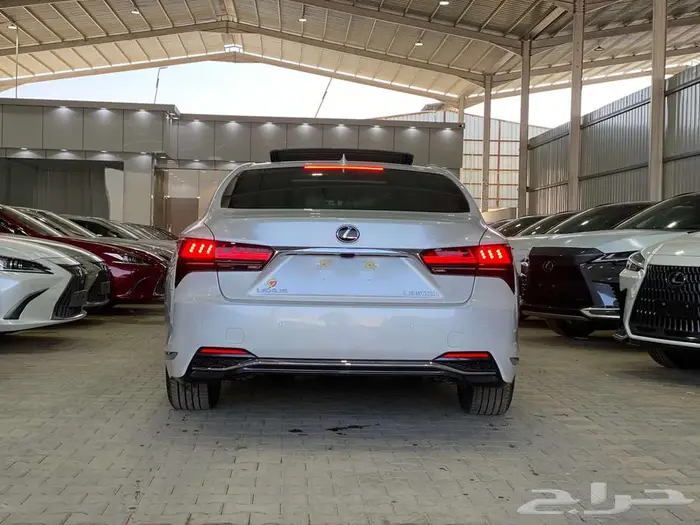 لكزس LS 500 h فل كامل 2025 - خليجي 9