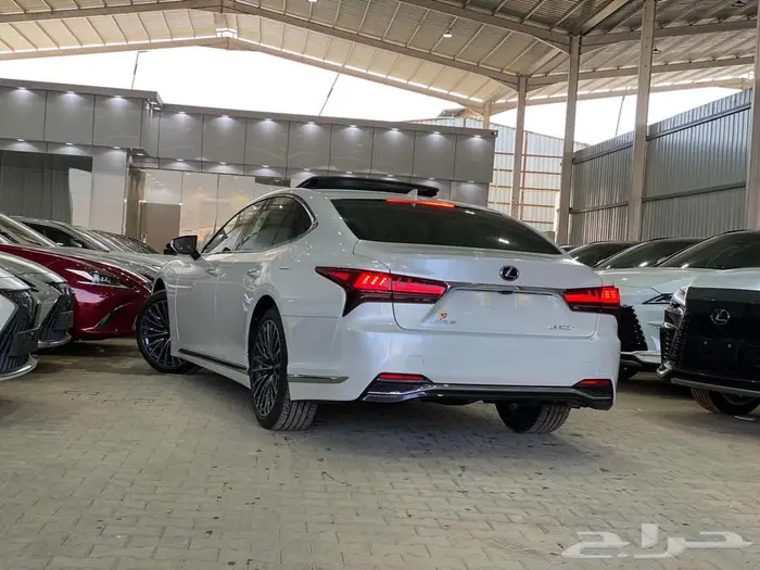 لكزس LS 500 h فل كامل 2025 - خليجي 7