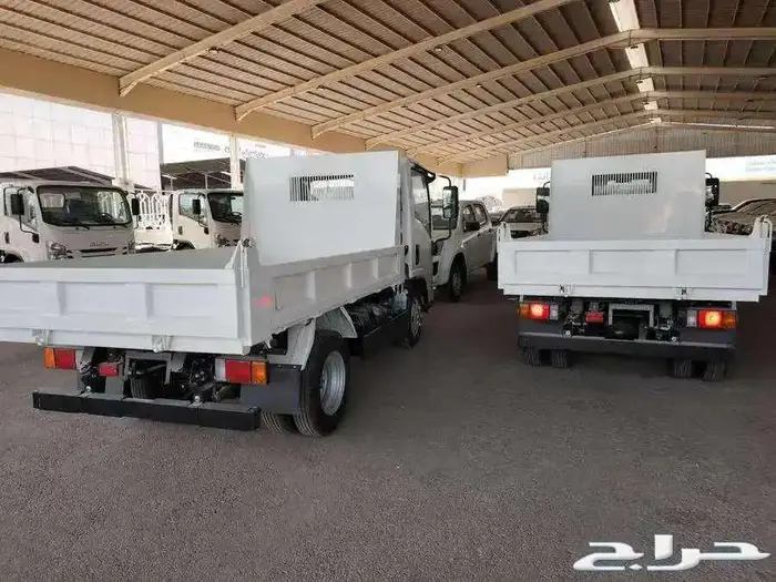 ايسوزو قلاب 3 طن 2025 ديزل كاش وتقسيط 5