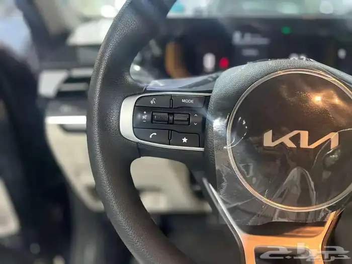 كيا K5 استاندر مطور وفل كامل موديل 25 كاش وتقسيط 0 13