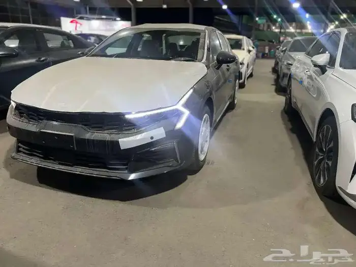 كيا K5 استاندر مطور وفل كامل موديل 25 كاش وتقسيط 0 0