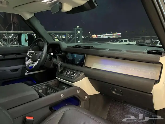 لاند روفر ديفندر V4 90 2023 كاش او اقساط 12