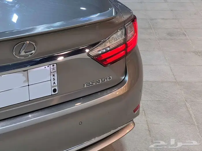 لكزس ES350 موديل 2016 فل كامل 6