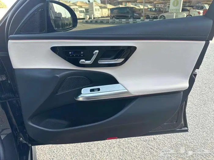 مرسيدس بنز E 200 فل 2024 32