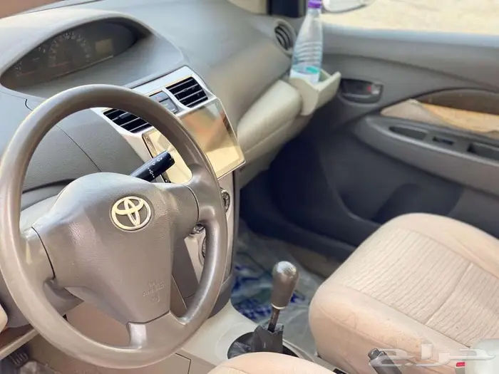 TOYOTA YARIS 13
