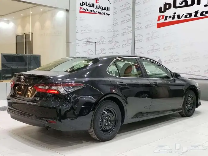تويوتا كامري 2024 ستاندر( جديد اصفار )اسود 5