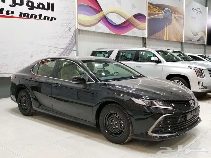 تويوتا كامري 2024 ستاندر( جديد اصفار )اسود 2