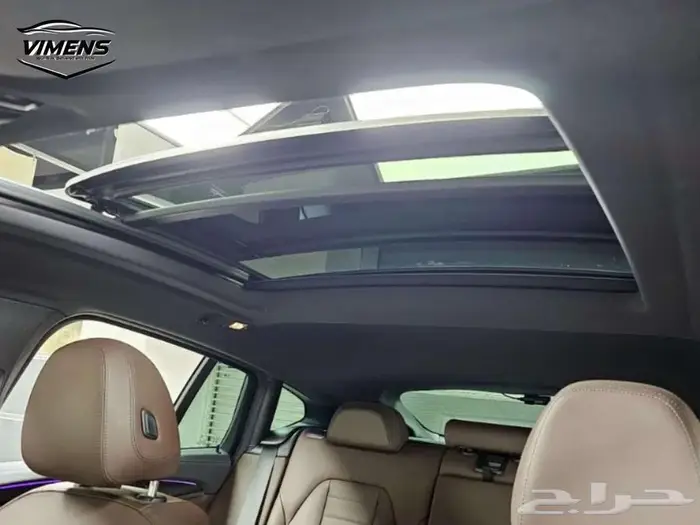 Mercedes-Benz E300 4MATIC AMG Line 2025 3