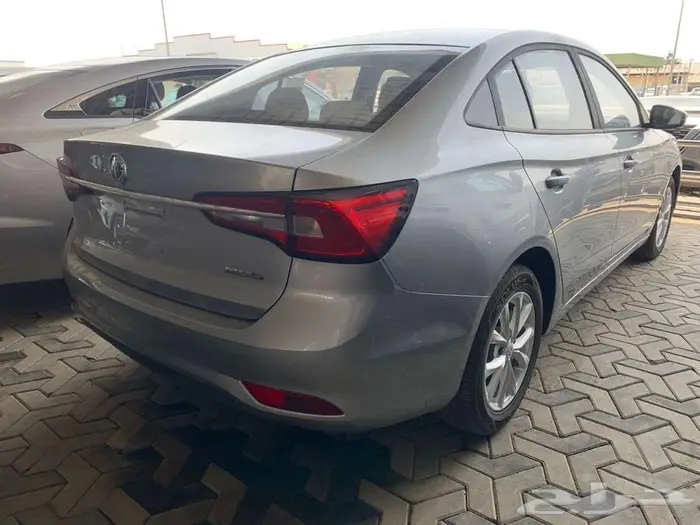 mg 5 2025 ستاندر بأرخص الاسعار 4