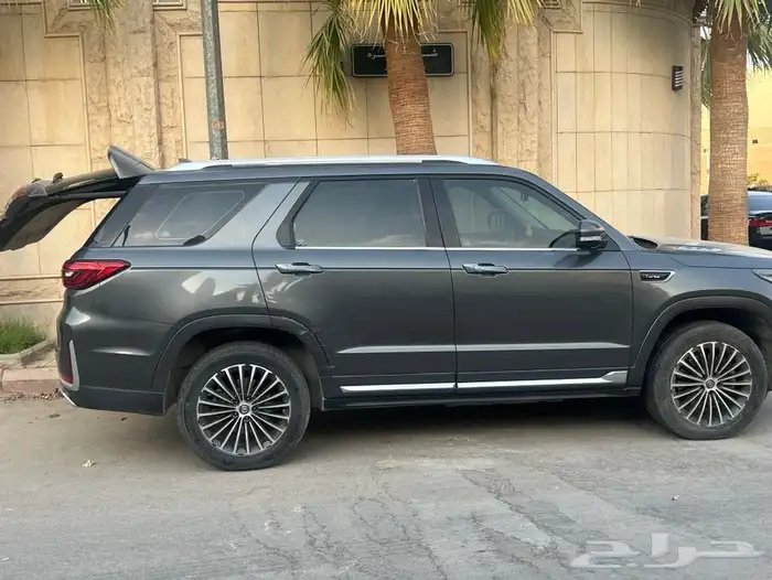 للبيع شانجان CS95 6