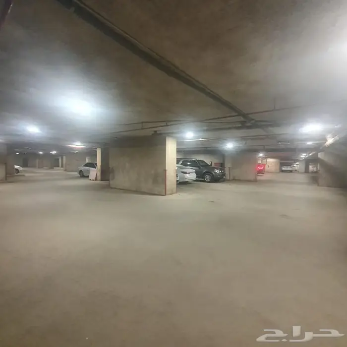 شقه في حي المربع موقع مميز للبيع 7