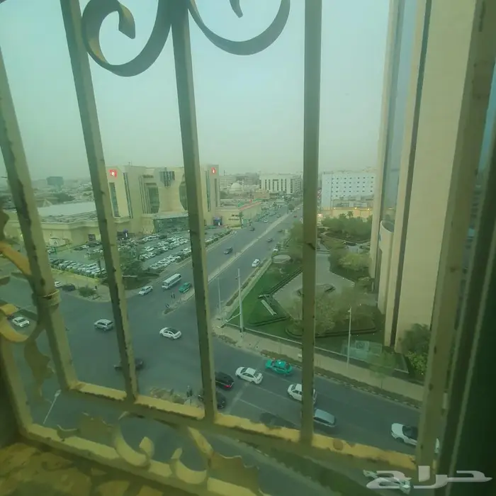 شقه في حي المربع موقع مميز للبيع 11
