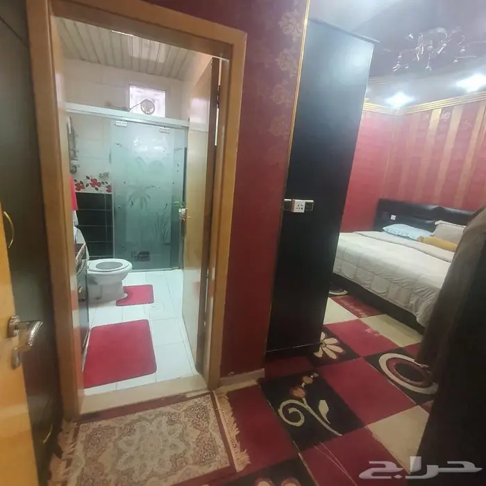 شقه في حي المربع موقع مميز للبيع 19