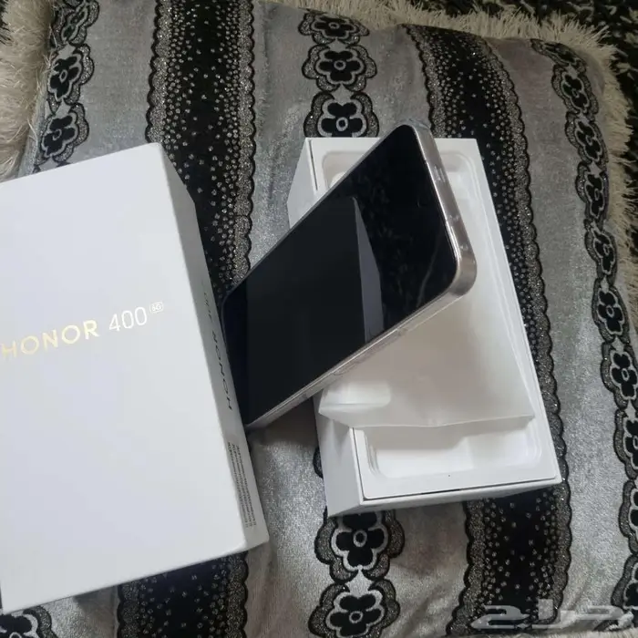 جوال هونر 400 1
