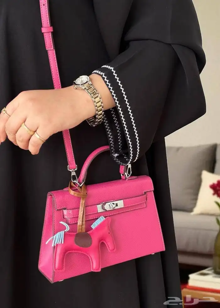 شنط نسائيه 22