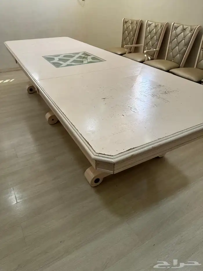 طاولة طعام 10 اشخاص 2