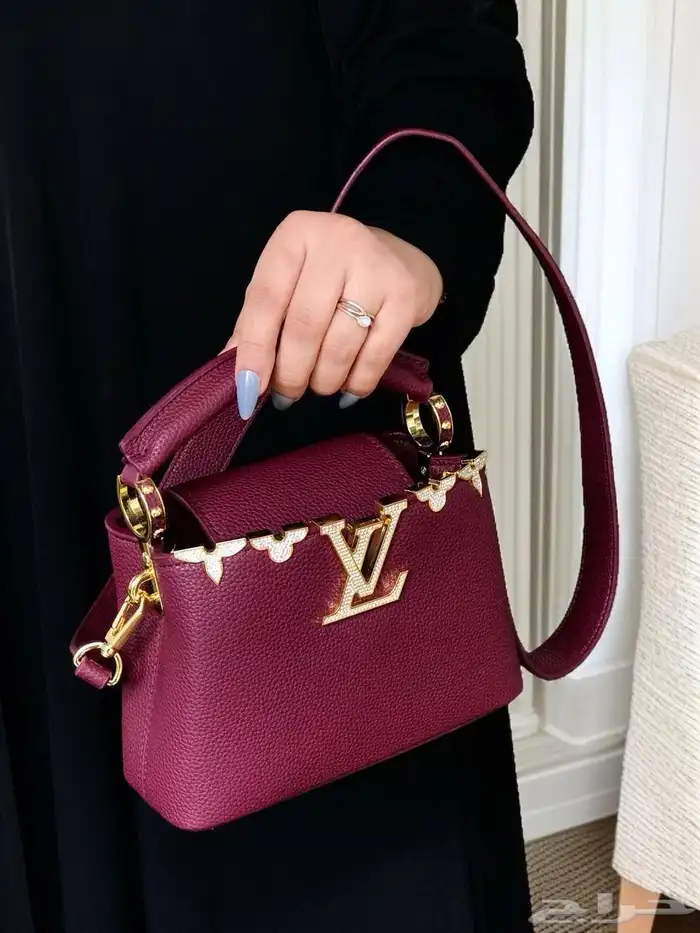 شنط نسائيه 72