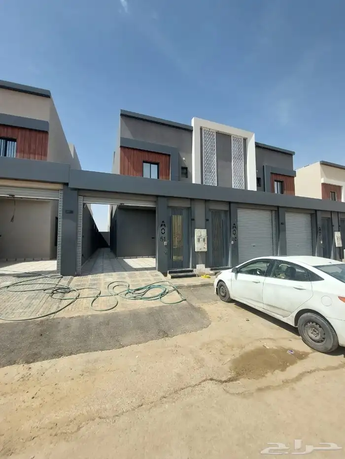 دور ارضي للايجار حي طويق طريق نجم الدين 6