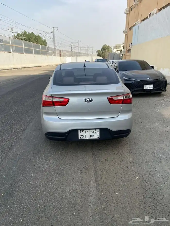 للبيع كيا ريو 2014 0