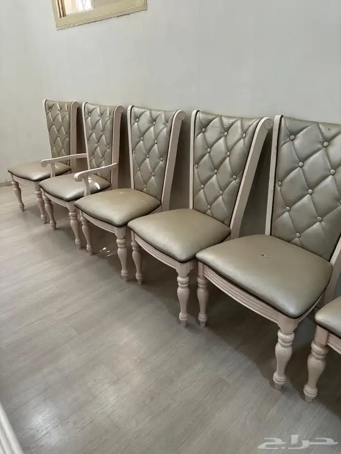 طاولة طعام 10 اشخاص 1