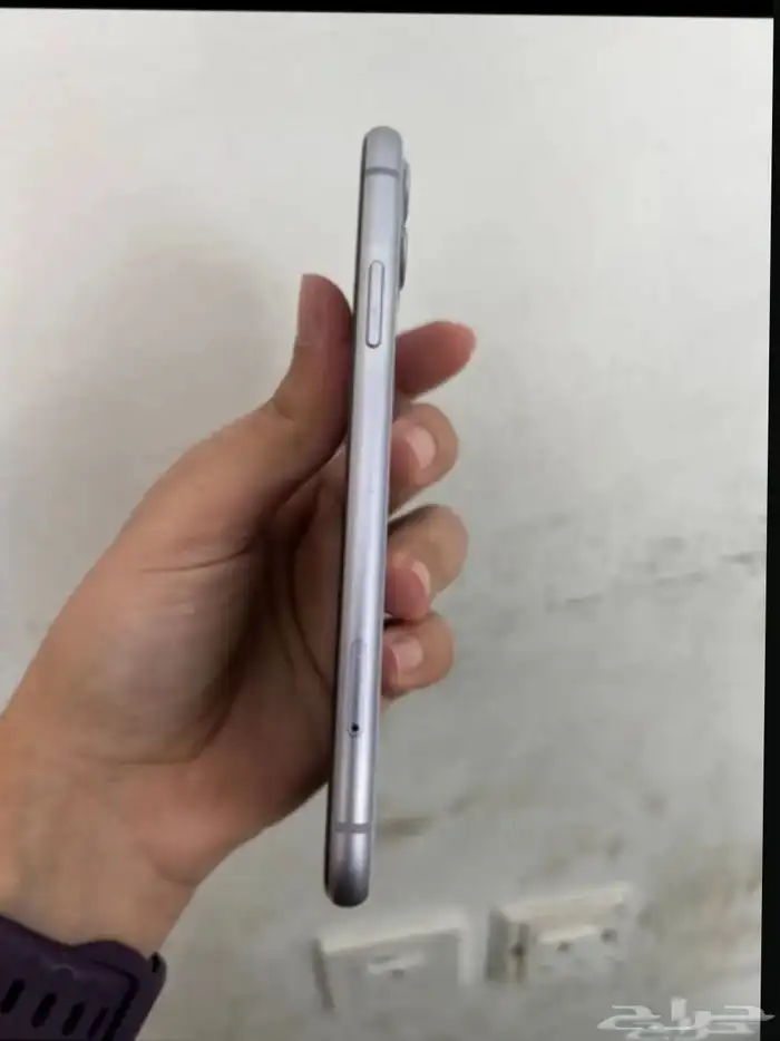 للبيع أيفن 11 0
