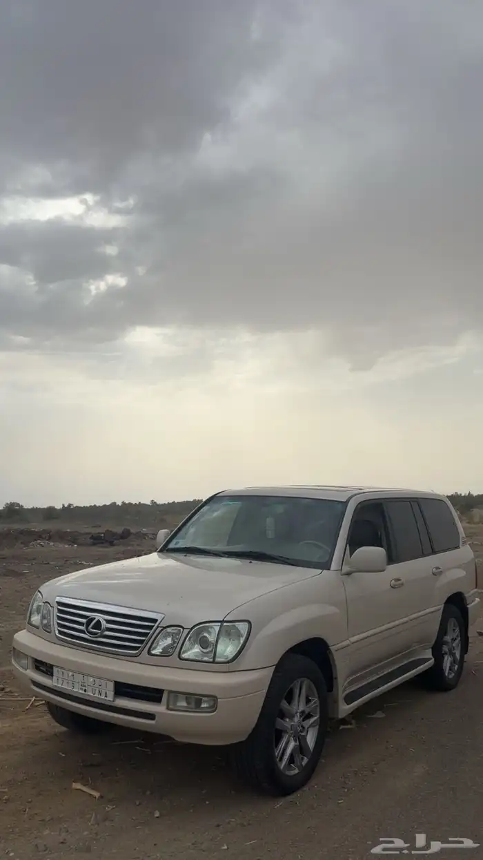 لكزس lx470 للبيع نظييف 7