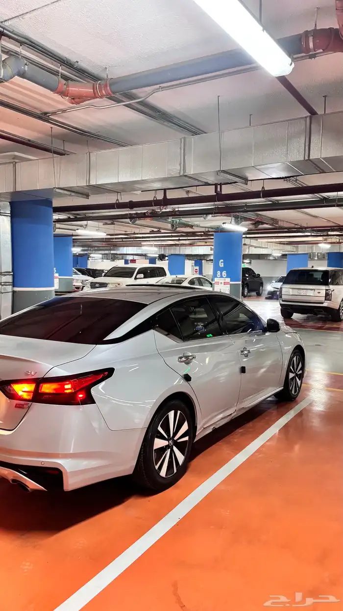 للبيع نيسان التيما 2022 SV سعودي بترومين 11