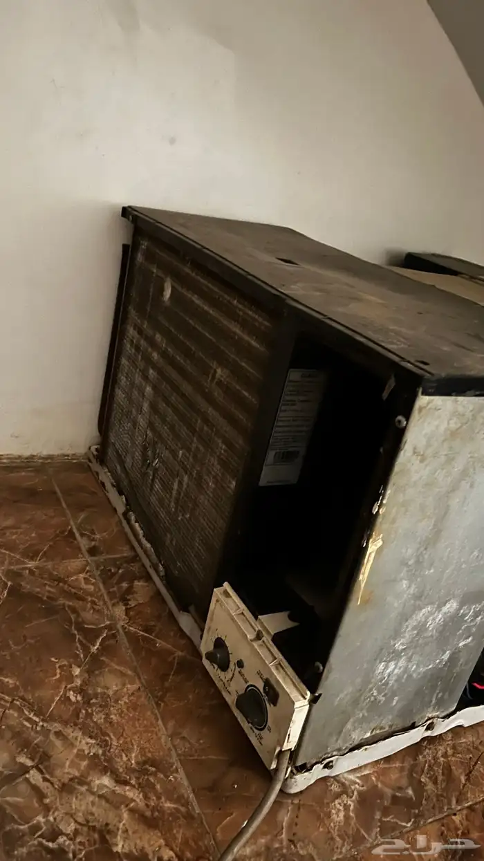 اسطوانة غاز ومكيف شباك للبيع 0
