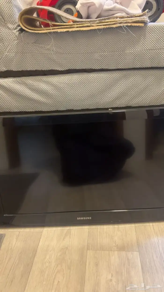 شاشه سامسونج اصدار قديم للبيع 1