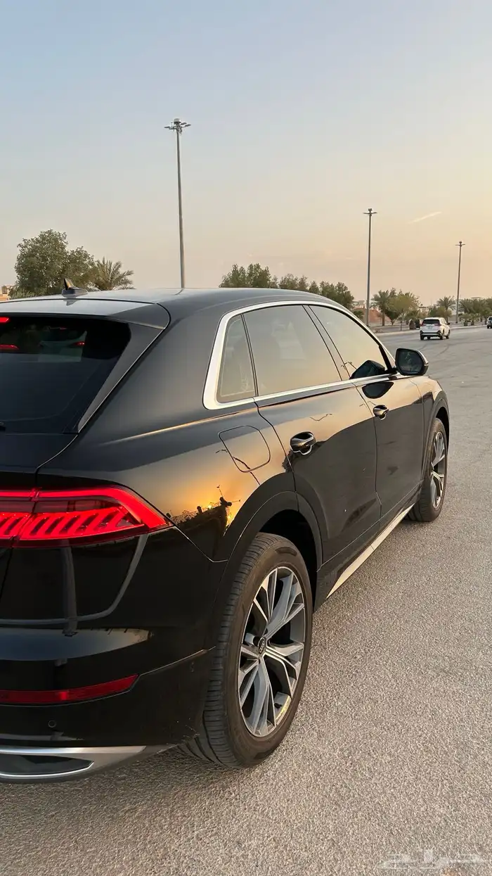 اودي Q8 4