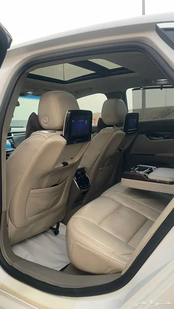 كاديلاك XTS V 2016 نضيف جدا 6