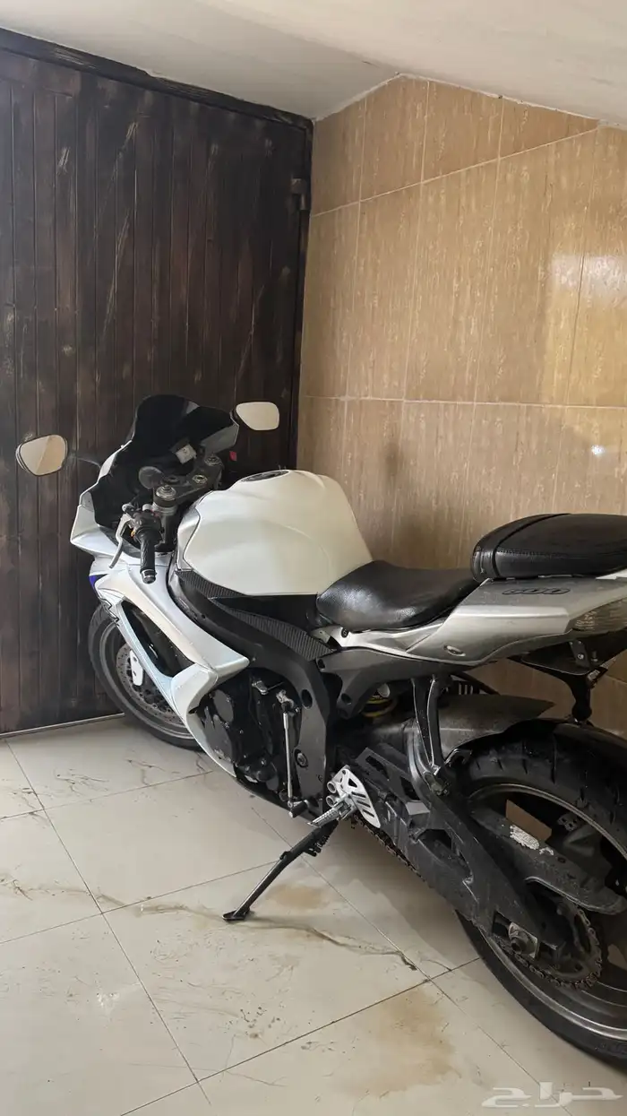 دباب سوزوكي 600 0