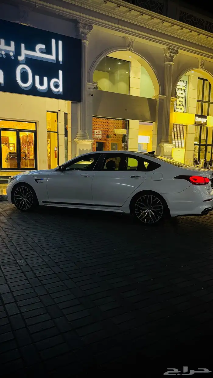 جينسس G80 سبورت أعلى فئة (فئة الرويال ) 10
