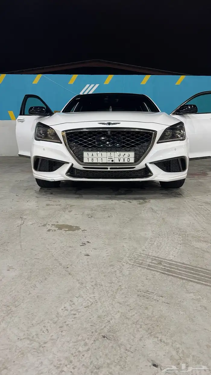 جينسس G80 سبورت أعلى فئة (فئة الرويال ) 1