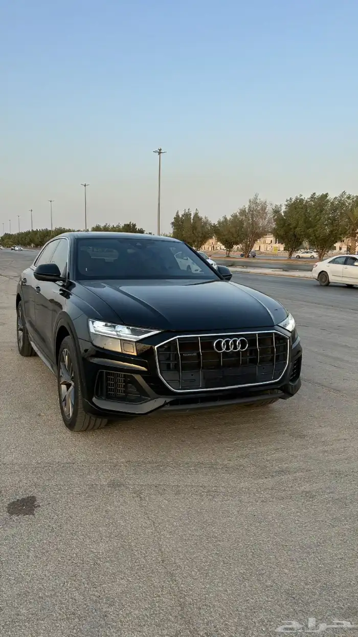 اودي Q8 0