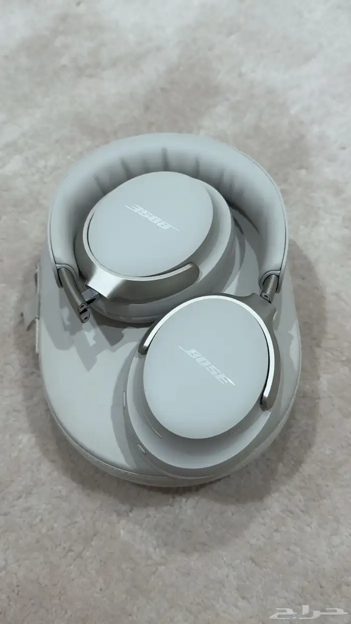 سماعات بوز bose كمفورت الترا استخدام بسيط 0