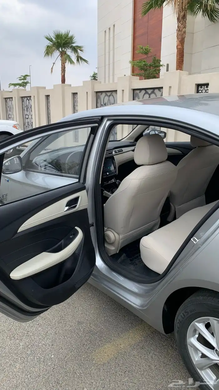 ام جي 5 2024استاندر 13