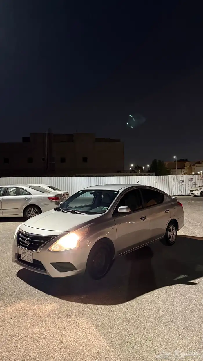 نيسان صني 2018 فضي 2