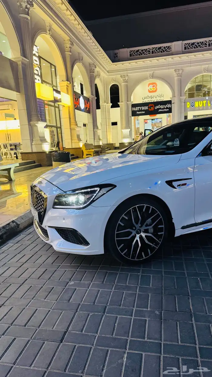 جينسس G80 سبورت أعلى فئة (فئة الرويال ) 11